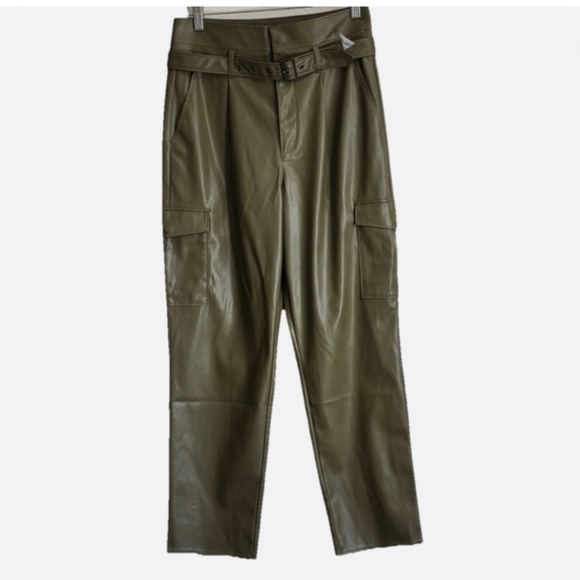 PAIGE Woman Belt Faux Leather Cargo Pockets Pants Size: 4